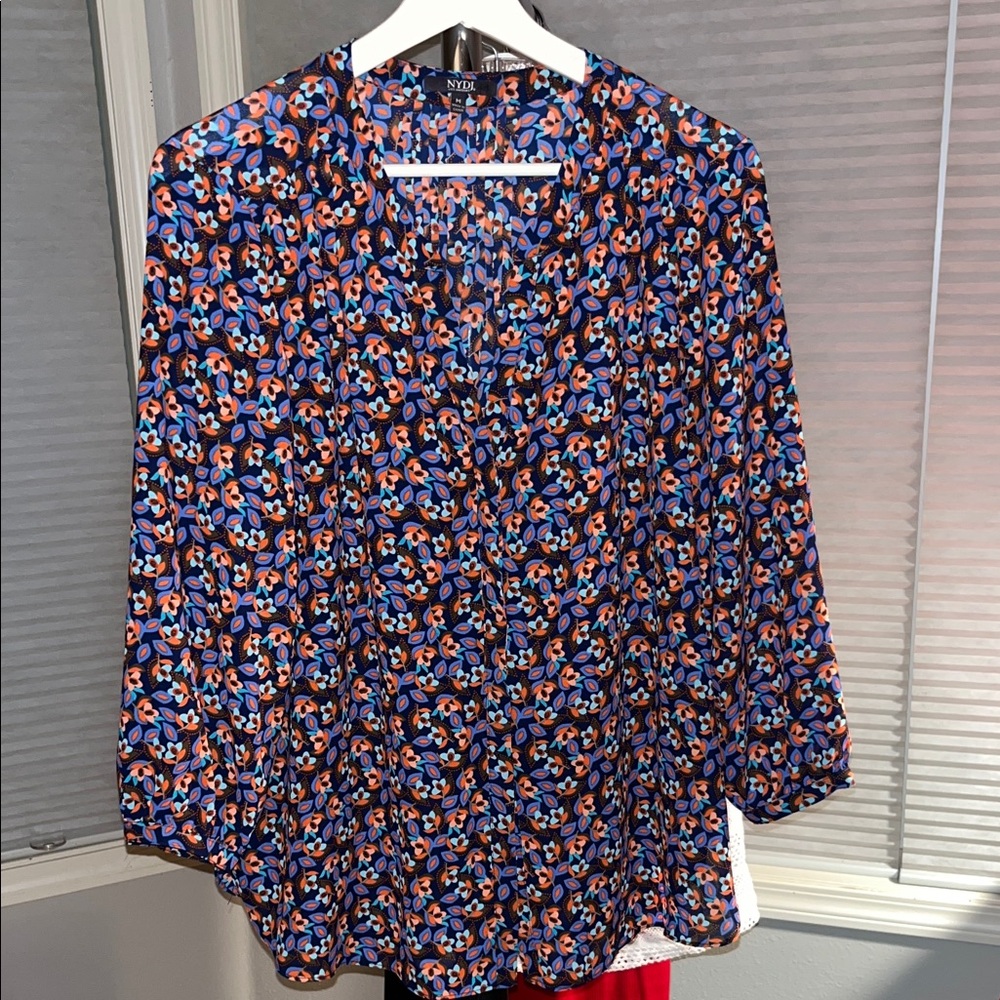 NYDJ Vibrant Floral Top, Size Medium, Not Your Daughters Jeans